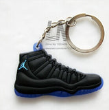 17 Color Mini Silicone Jordan 11 Keychain Bag Charm Woman Men Kids Key Ring Gifts Sneaker Key Holder Accessories Shoes Key Chain